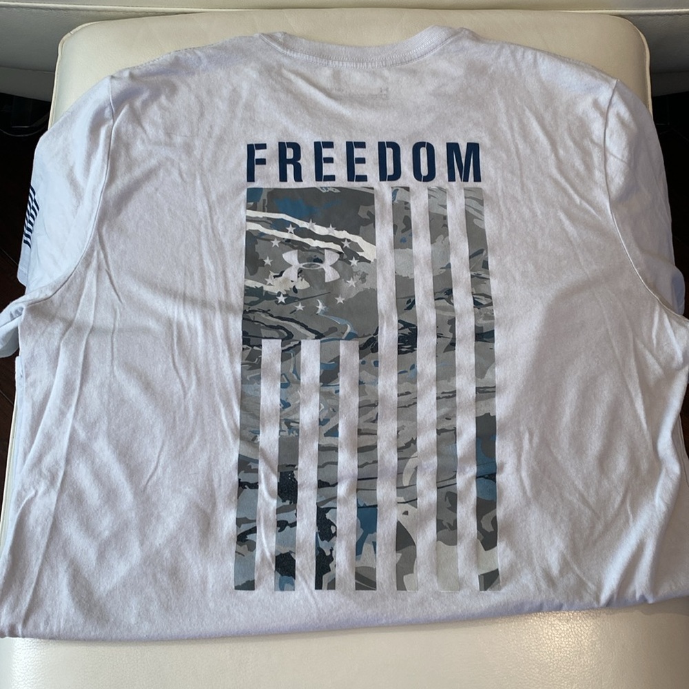 Under Amour Mens Patriotic T-Shirt